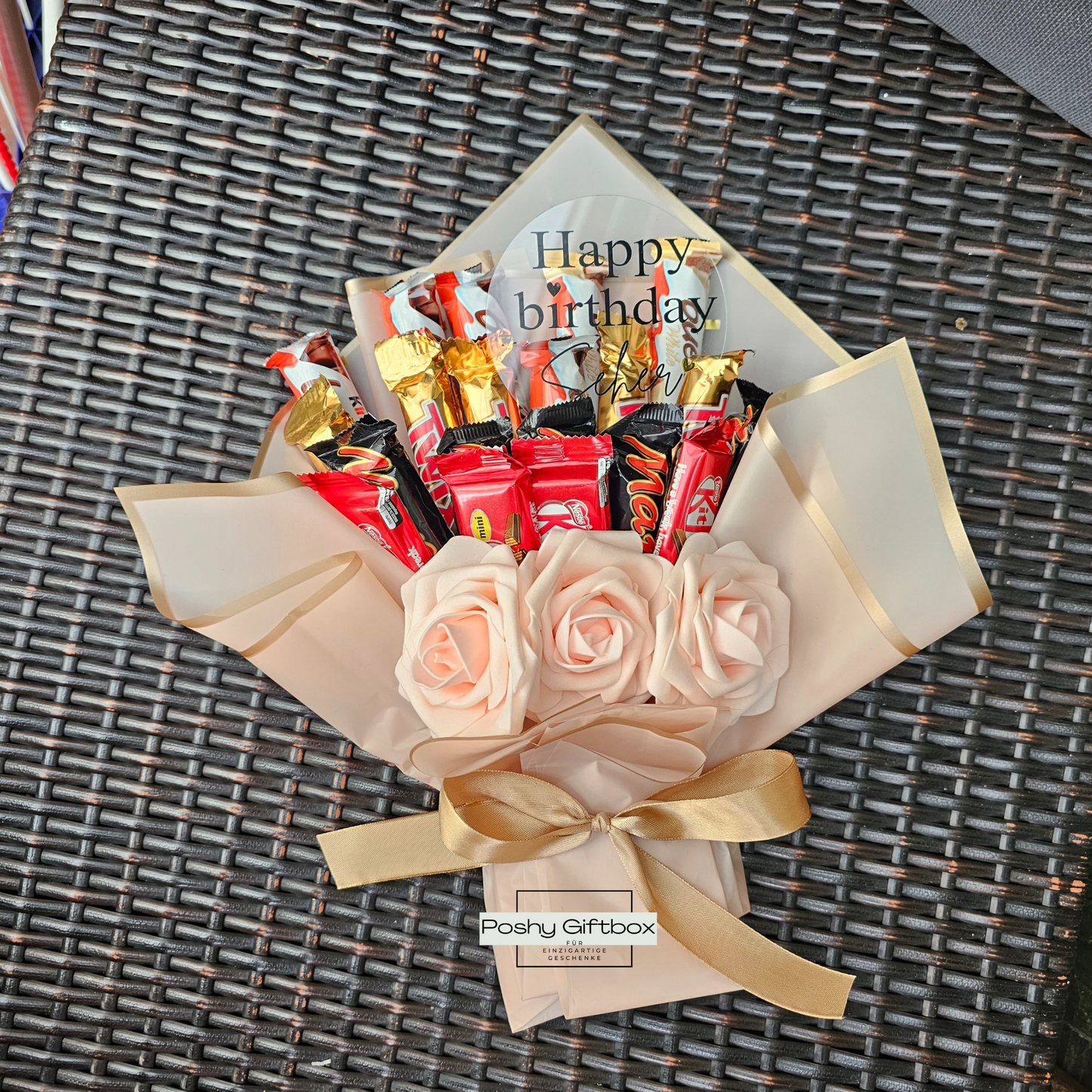 Pralinenstrauß, Ideales Geburtstagsgeschenk,Weihnachtsgeschenk,Vatertag,Valentinstagsgeschenk für Sie oder Ihn/Essbarer Blumenstrauß mit Personalisierung PoshyGiftbox