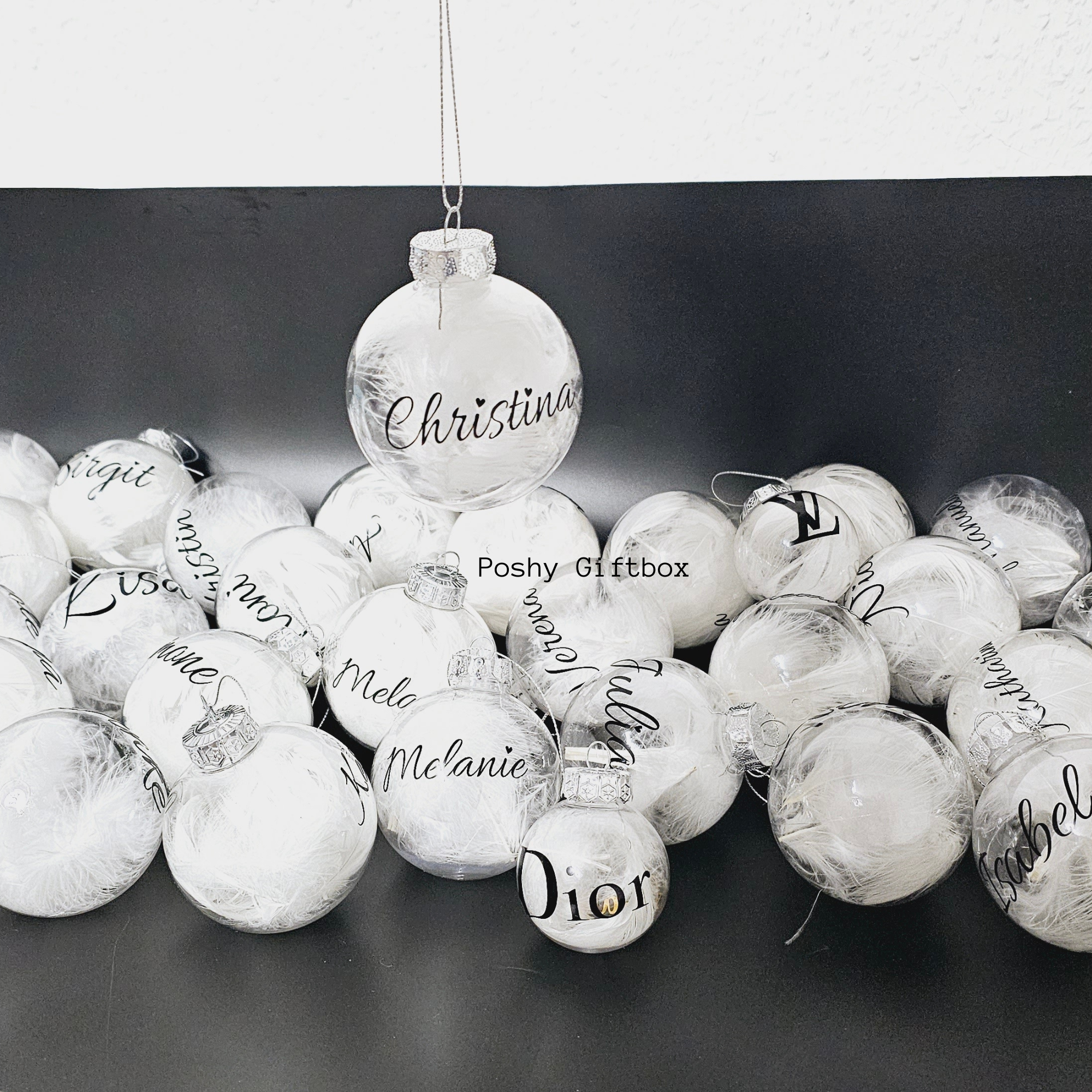 Personalisierte Weihnachtskugeln / Gefüllt mit Federn/Weihnachtsgeschenke/ Weihnachtskugel mit Namen /Christbaumkugel/Weihnachtsdeko PoshyGiftbox