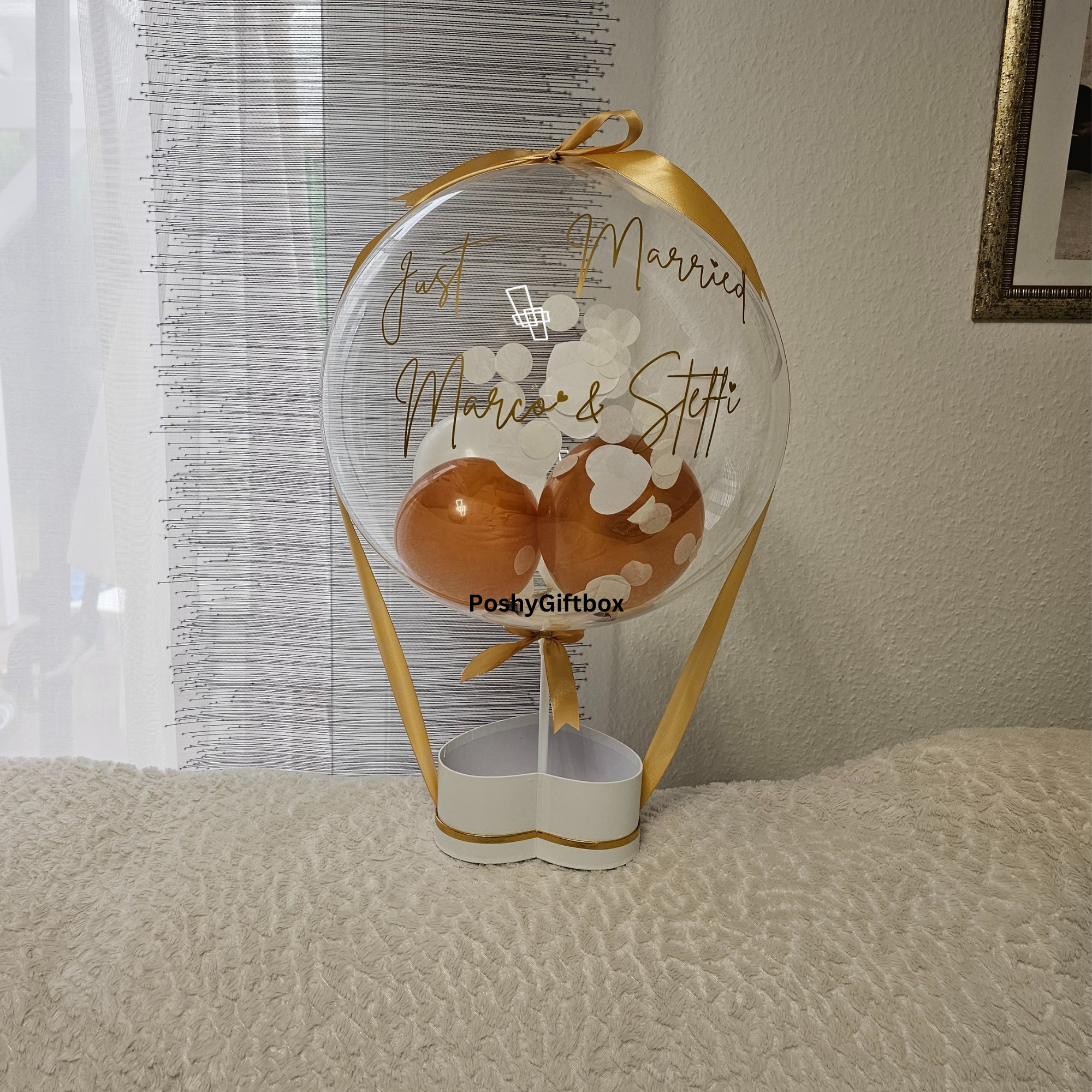 Ballongeschenk HOCHZEIT/Geschenk zum Hochzeitstag/Verlobungsgeschenk/Just Married/Geburtstagsgeschenk/Hochzeitsgeschenk/Hand In Hand  PoshyGiftbox
