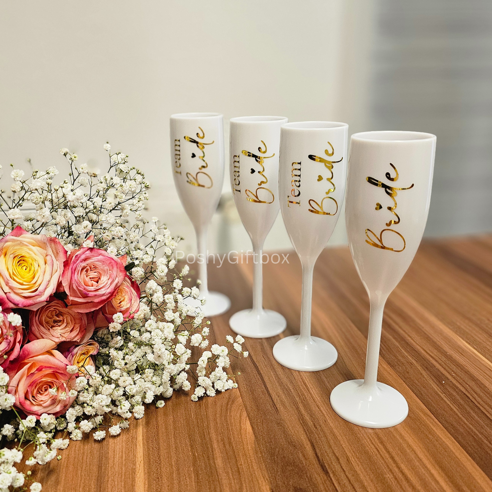 JGA Weinglas Personalisiert/Personalisierte Sektgläser/ Champagner Glas/Sektflöten/Sektkelch/Junggesellinnenabschied, Bräutigam,Trauzeugin PoshyGiftbox