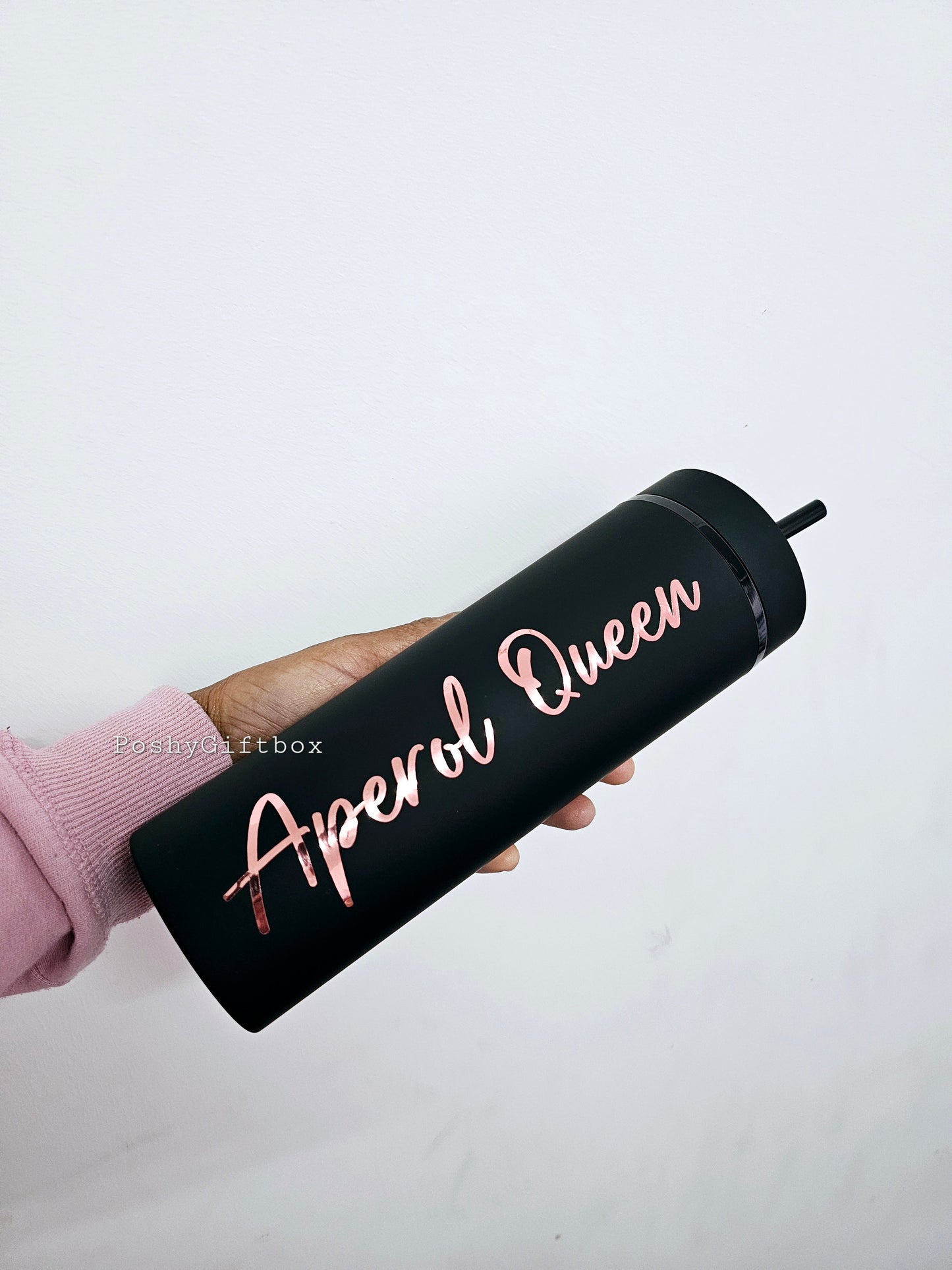 600 ml Trinkbecher mit Deckel und Strohhalm/doppelwandiger/ Reisebecher/JGA Geschenk/Kaffeebecher personalisiert/Party Becher/Trinkbecher Schwarz PoshyGiftbox