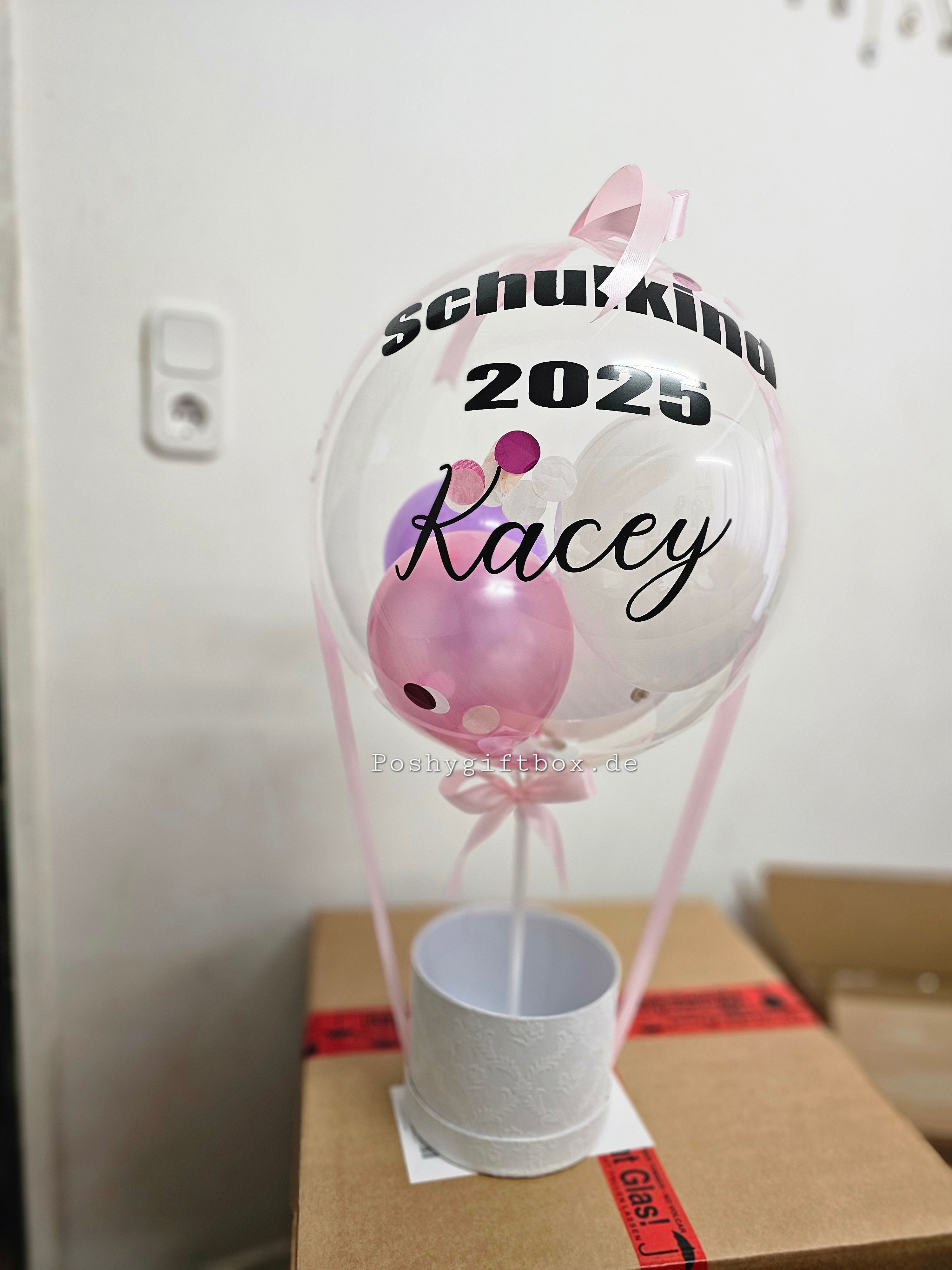 Schulkind Ballon/Geschenk zur Einschulung/Schulkind Geschenk/Geschenkbox zum ersten Schultag/Endlich Schulkind Ballon/Schultüte mit Füllung  Einschulung PoshyGiftbox