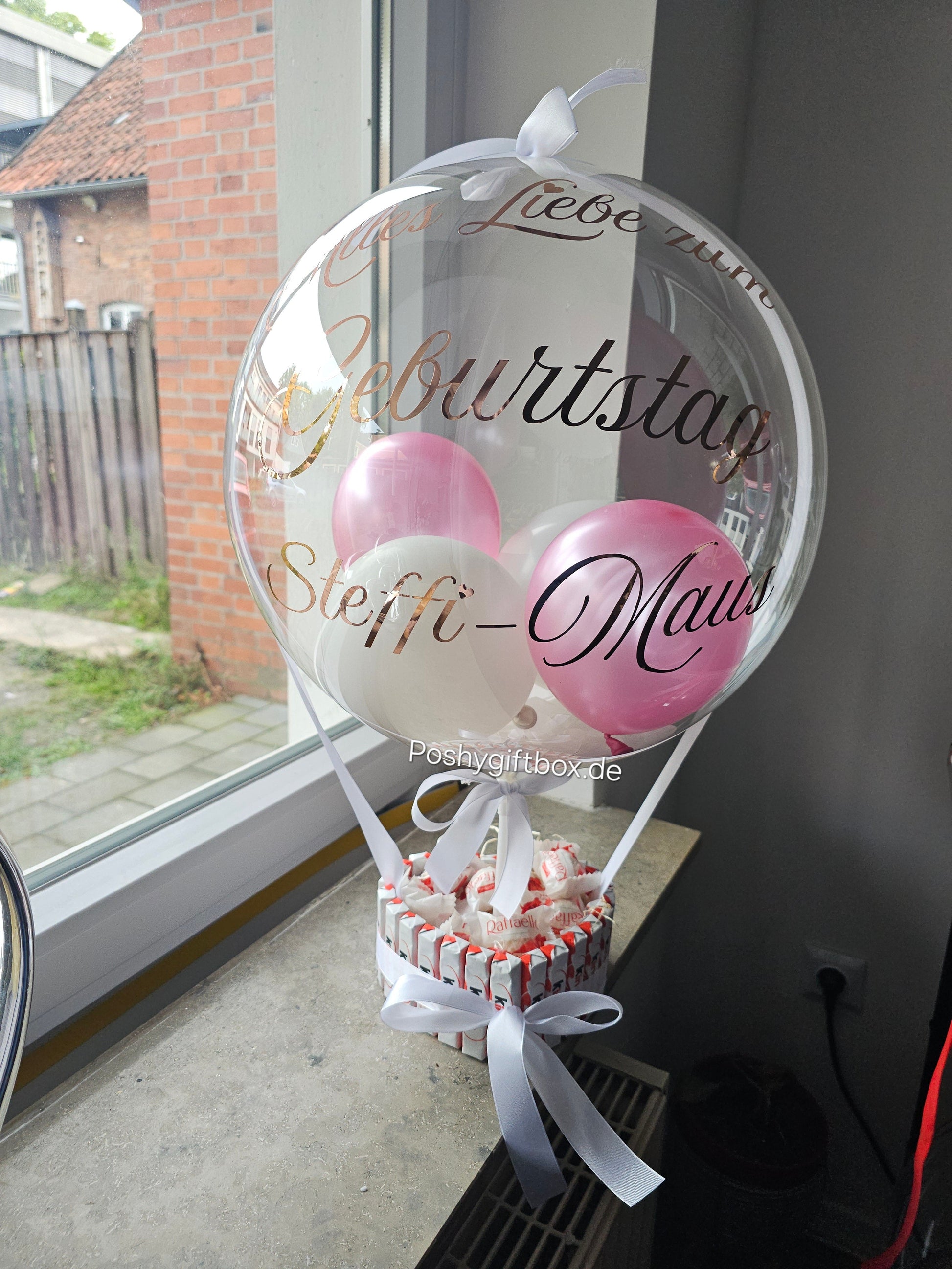 Ballon Geschenk/Geburtstag Geschenkset /Ballon mit Pralinen Torte/Pralinen Torte/Sinnvolle Geschenke Hochzeit/Ballongeschenk HOCHZEIT/Geschenk zum Hochzeitstag/Verlobungsgeschenk/Just Married/Geburtstagsgeschenk PoshyGiftbox