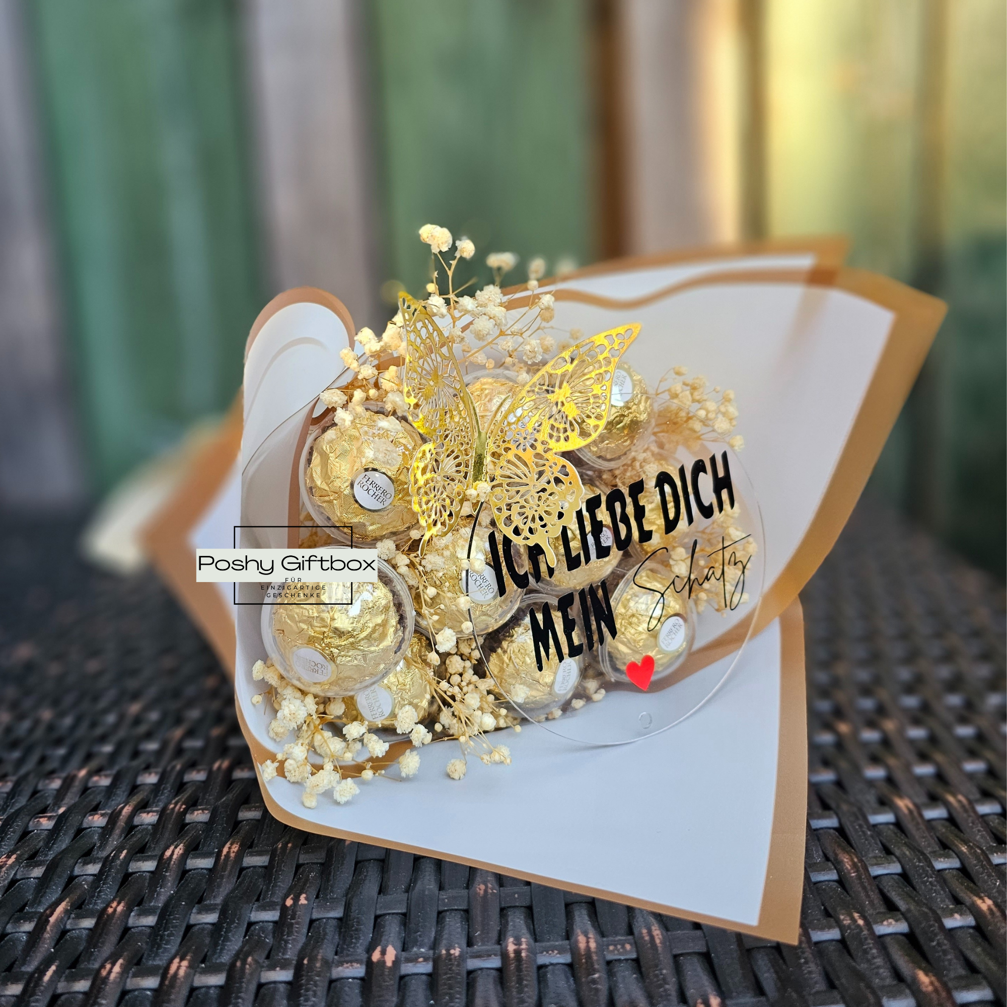 Pralinenstrauß mit Trockenblumen /Geburtstagsgeschenk,Weihnachtsgeschenk,Muttertag,Valentinstagsgeschenk /Essbarer Blumenstrauß/Entspannungsbox mit Trockenblumen/Wellnessbox Frauen PoshyGiftbox