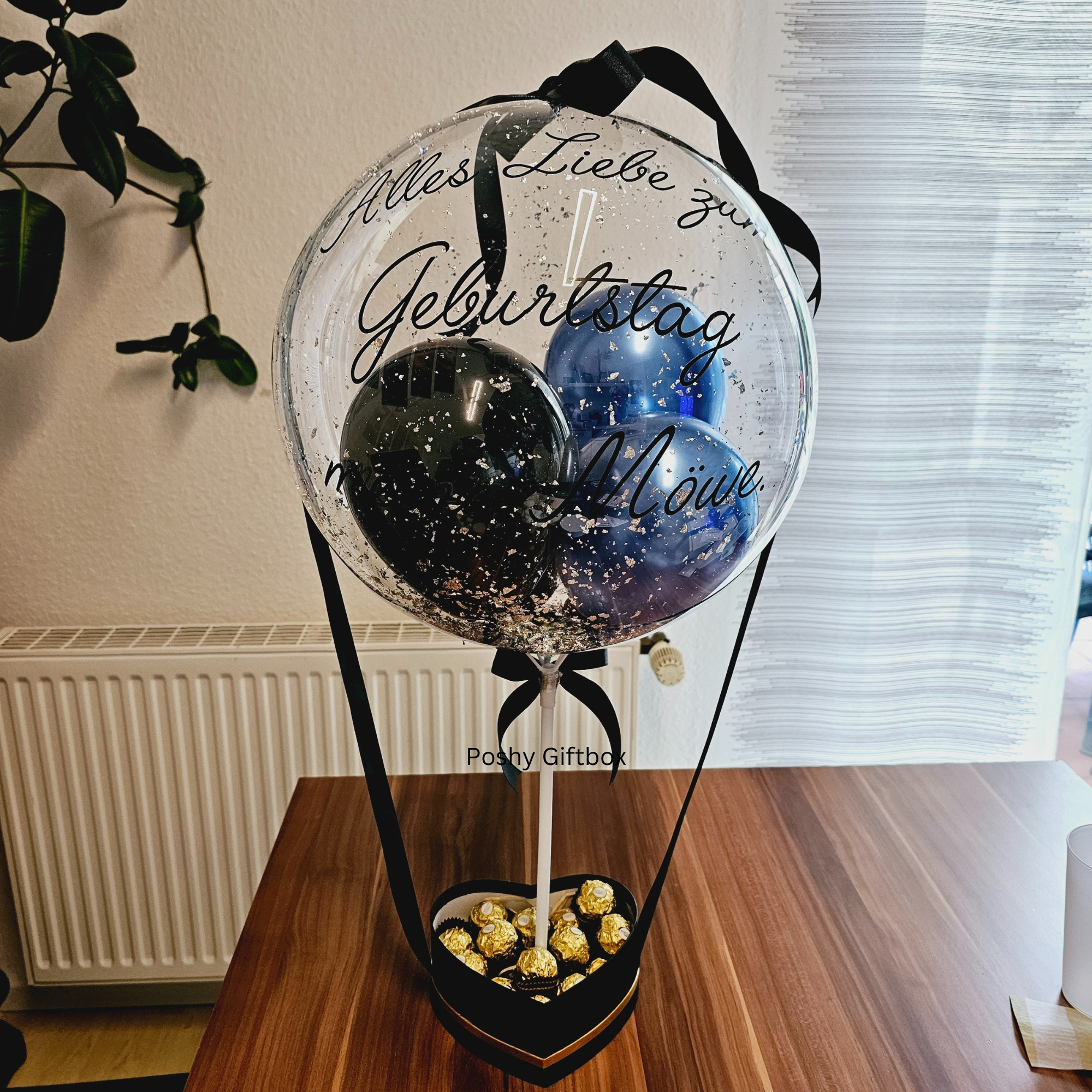 Weihnachtsballon mit Weihnachtsblumen/Weihnachtsgeschenk/Weihnachtsdeko/Firmengeschenk Weihnachten/Frauen Weihnachtsgeschenk/Sinnvolle Geschenke Weihnachten/Mama Geschenk  PoshyGiftbox