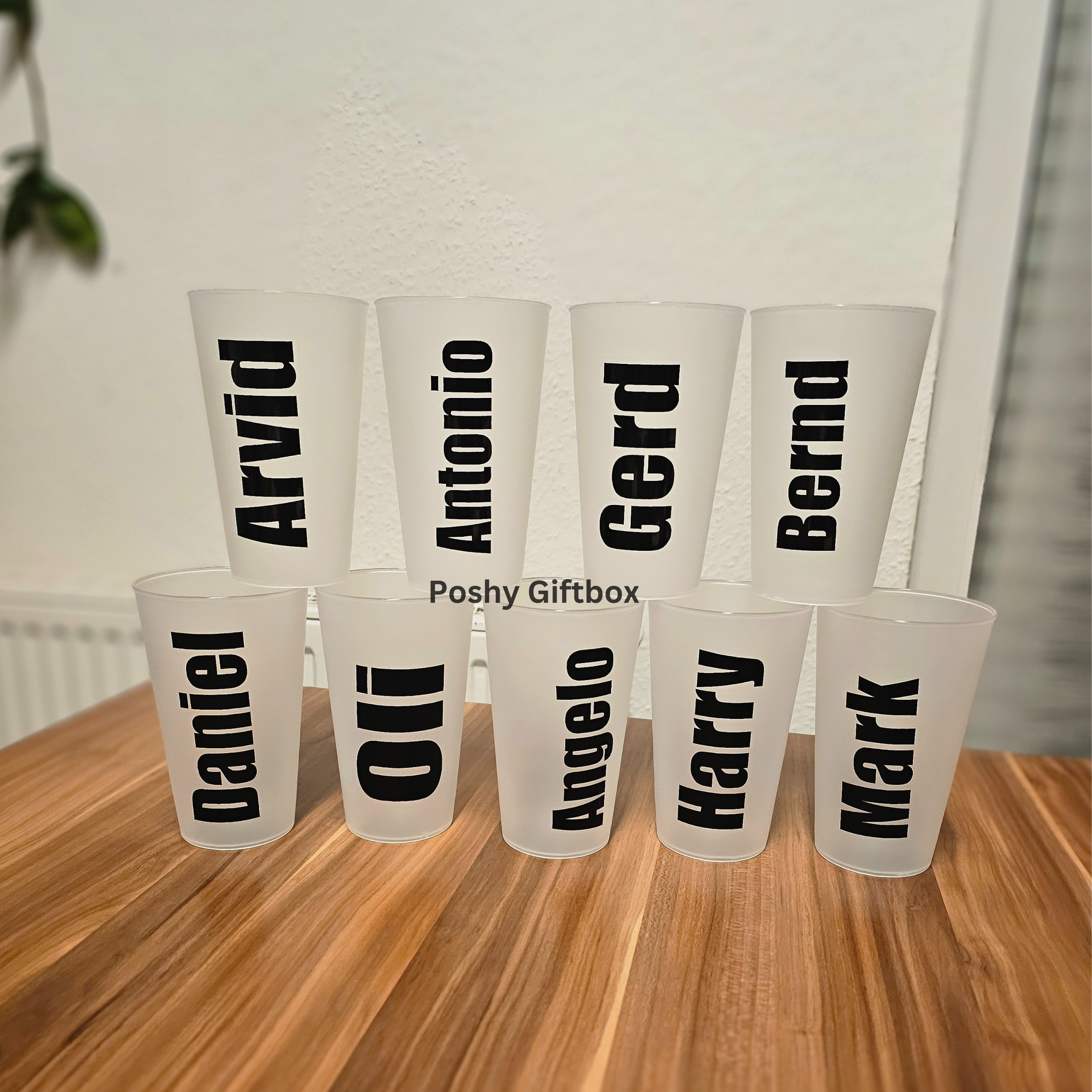 Party Becher für Männer/JGA Becher/Bierbecher/Becher personalisiert/Becher Männer mit Name /Junggesellenabschied Kunststoff JGA Jungs Party Bräutigam PoshyGiftbox