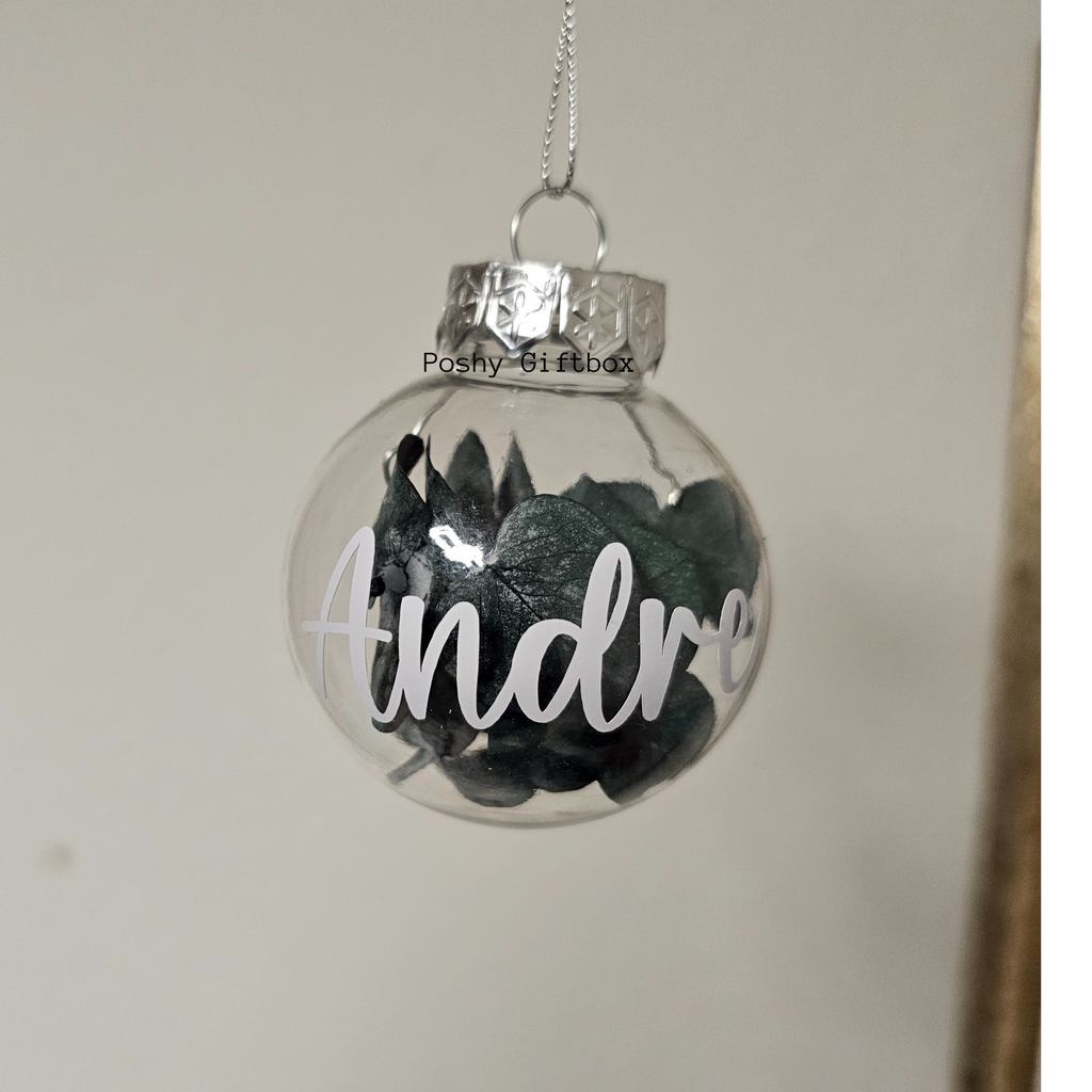Personalisierte Weihnachtskugeln/Gefüllt mit Eukalyptus Trockenblumen/Weihnachtsgeschenke/Weihnachtskugel mit Namen/Christbaumkugel mit Name PoshyGiftbox