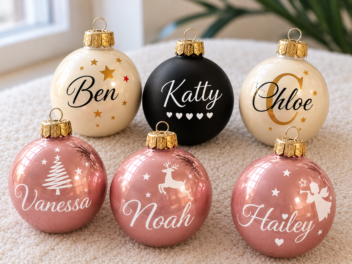 Personalisierte Weihnachtskugel mit Namen/Rosa/Schwarz/Creme PoshyGiftbox