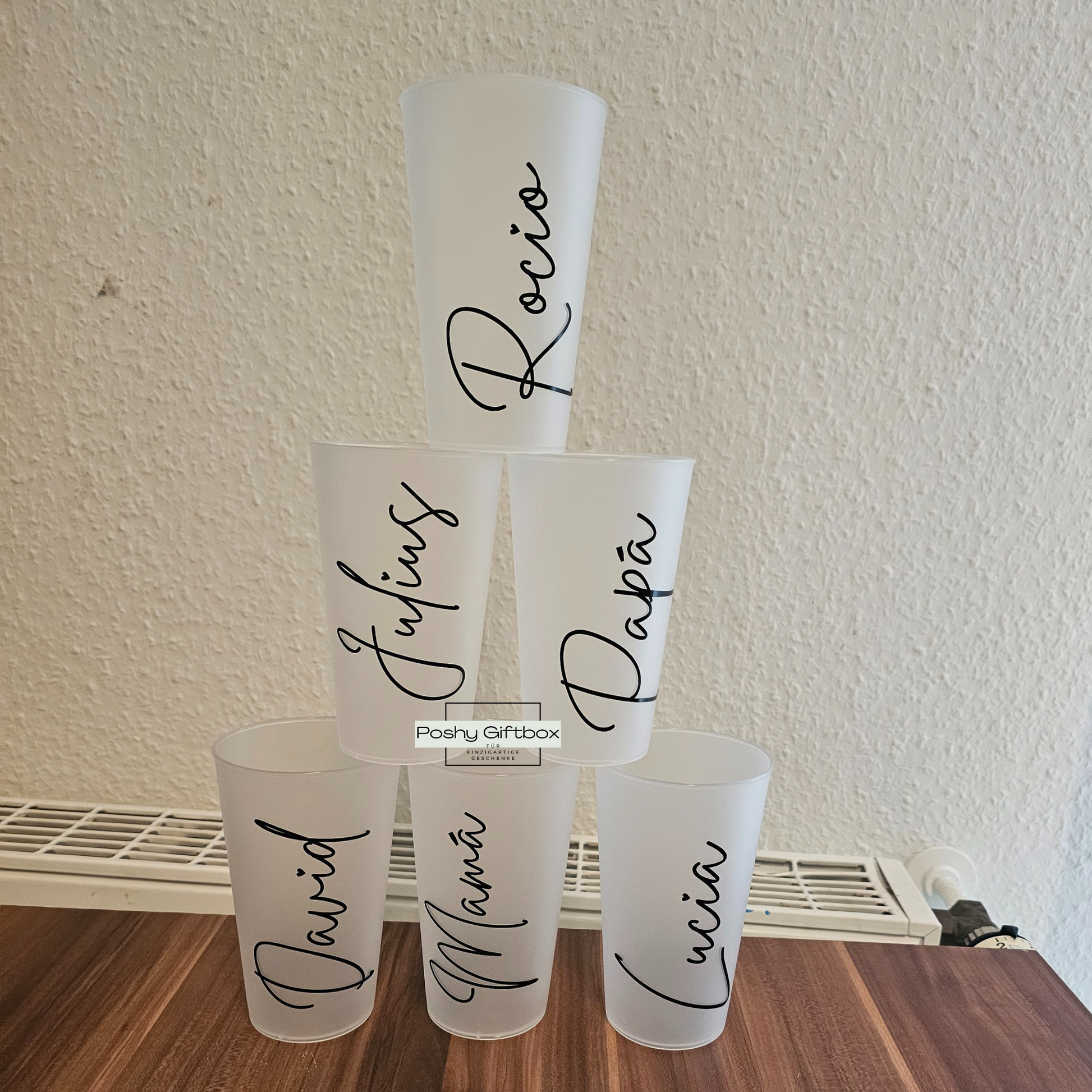 Partybecher Set/Personalisierte Becher in Weiss zum JGA /Mehrwegbecher mit Namen zum Junggesellinnenabschied/Trinkbecher/Becher mit Name PoshyGiftbox